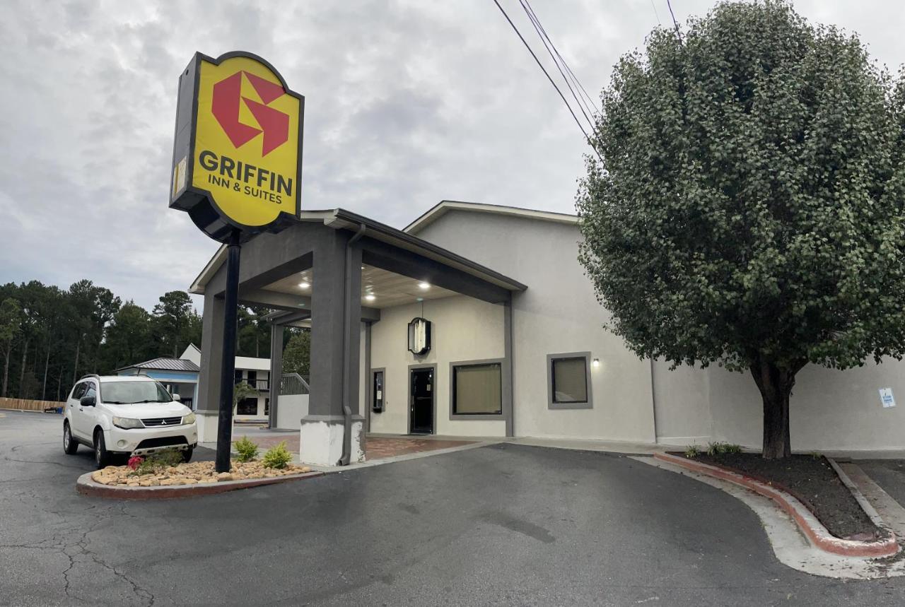 Griffin Inn & Suites Exterior photo